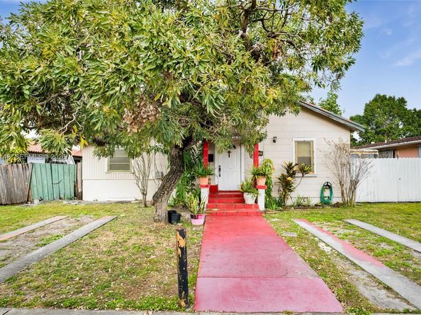 5955 SW 4th St, Miami FL 33144