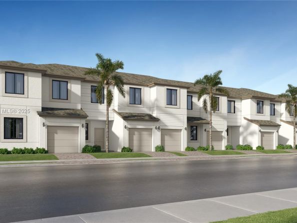 80 NW 17 Ave, Florida City FL 33034