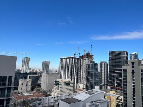 253 NE 2nd St 3104, Miami FL 33132