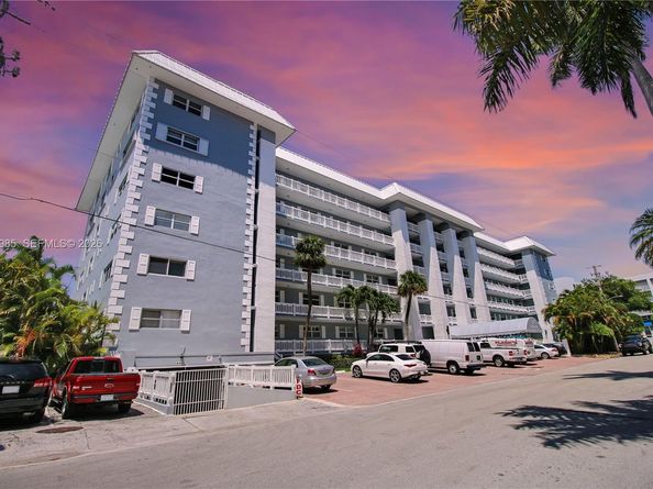 3101 NE 47th Ct 403, Fort Lauderdale FL 33308