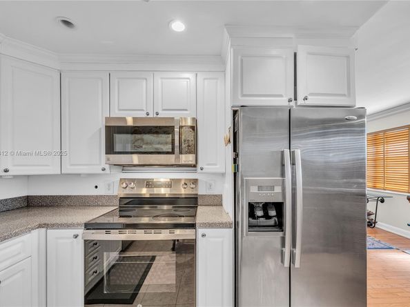 2029 Farnham O 2029, Deerfield Beach FL 33442