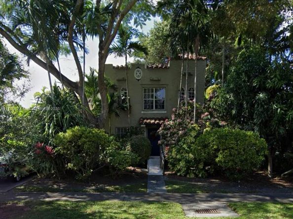 1118 Ferdinand St, Coral Gables FL 33134