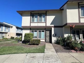 27492 Ponderosa Court