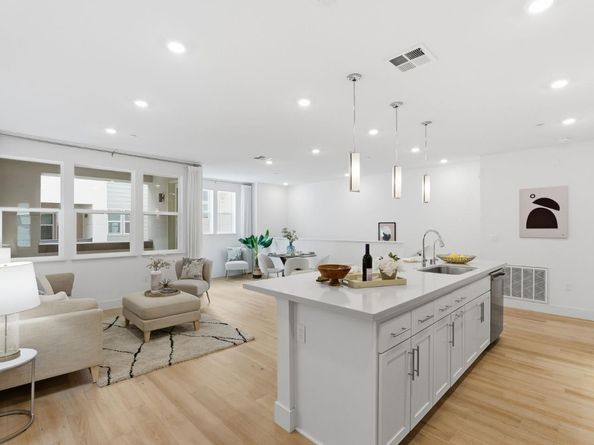 2933 Lamory Place 111, Santa Clara CA 95051