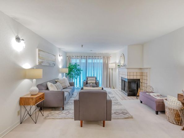 295 Lenox Avenue 203, Oakland CA 94610