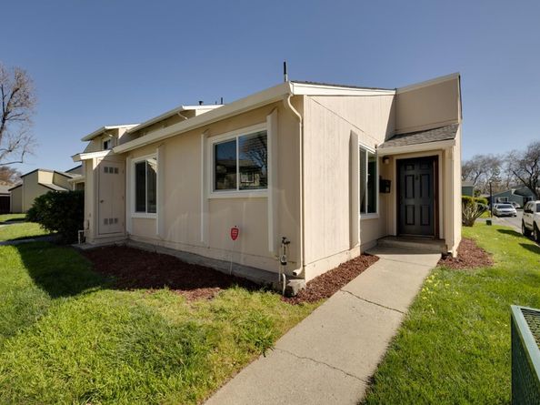 1034 Ribisi Circle, San Jose CA 95131
