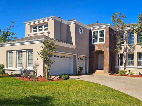 5000 Birkdale Way, San Jose CA 95138