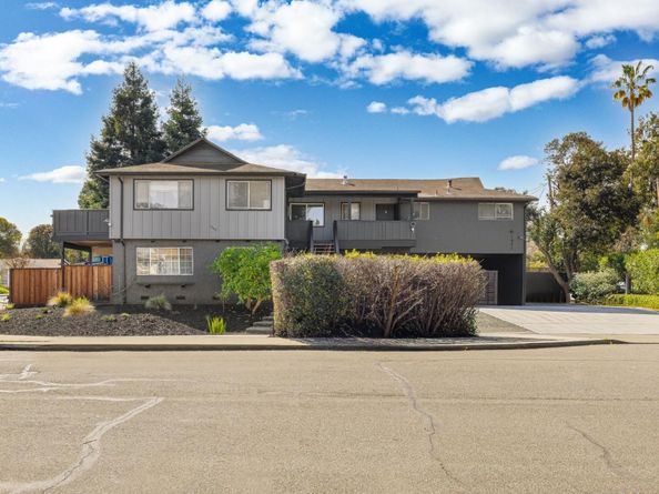 172 Permanente Way, Mountain View CA 94041