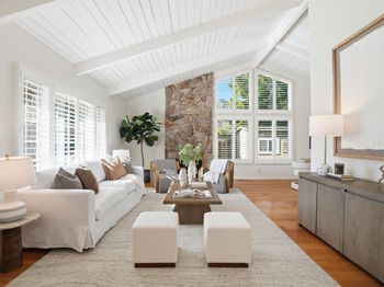 1315 Bright Oaks Court