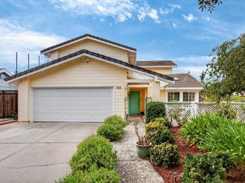 985 Summerfield Drive