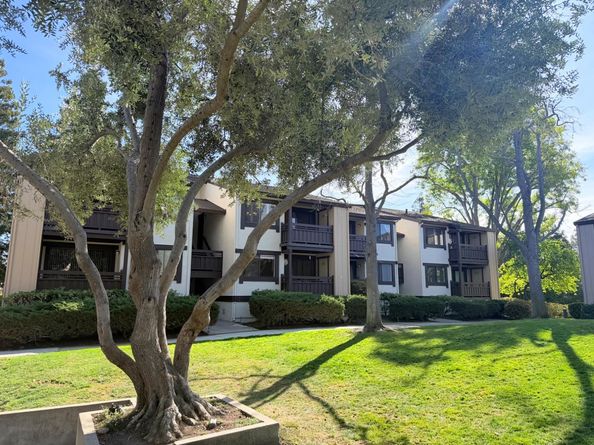 765 San Antonio Road 48, Palo Alto CA 94303