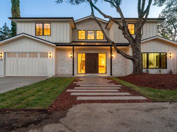 15 San Juan Avenue