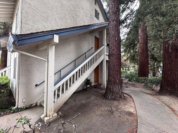 1034 Summermist Court, San Jose CA 95122