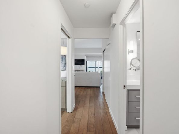 1 Daniel Burnham Court 307, San Francisco CA 94109