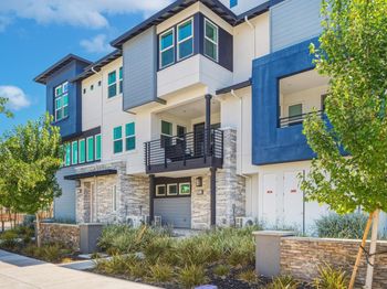 5767 Iron Horse Parkway