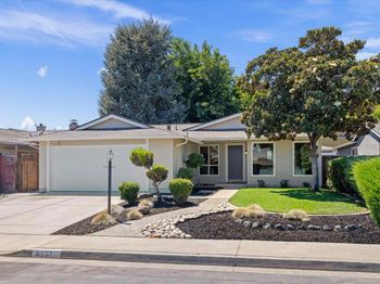 5237 Tomahawk Drive