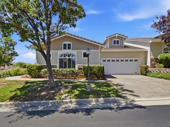9066 Village View Loop
