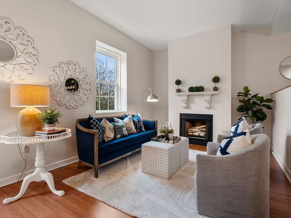 100 Parks St 32, Duxbury MA 02332