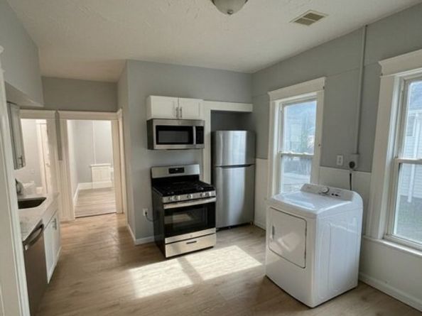 143 Dorcester, Worcester MA 01604