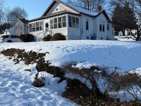 9 Ryan, Ipswich MA 01938