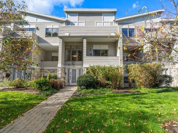 771 Heath St A, Brookline MA 02467