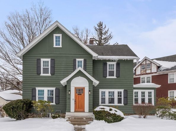 108 Longfellow Road, Worcester MA 01602