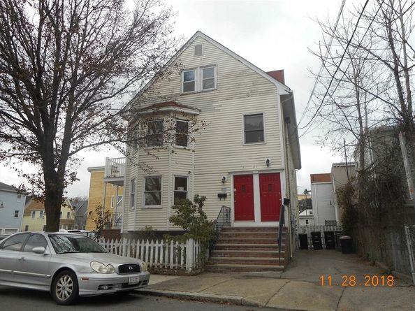 129 Glen St B, Somerville MA 02145