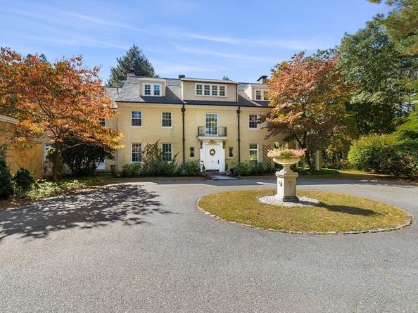 204 Ridge Street, Millis MA 02054