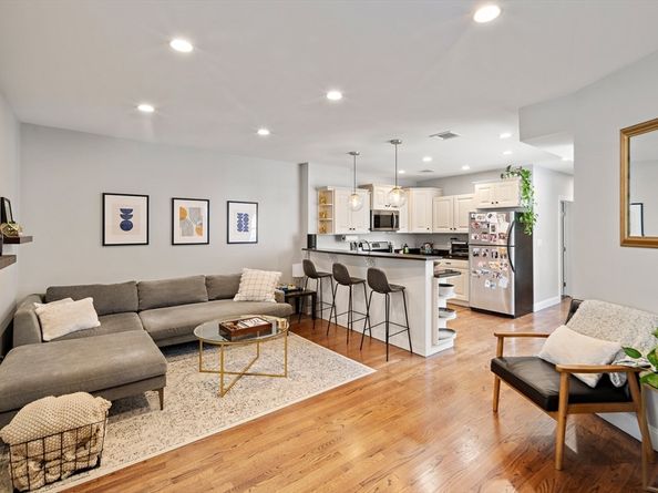 127 Cottage St 2, Boston MA 02128