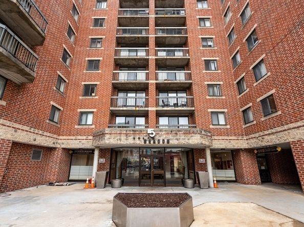 15 North Beacon 616, Boston MA 02134