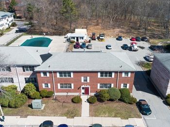 137 Lake Shore Rd