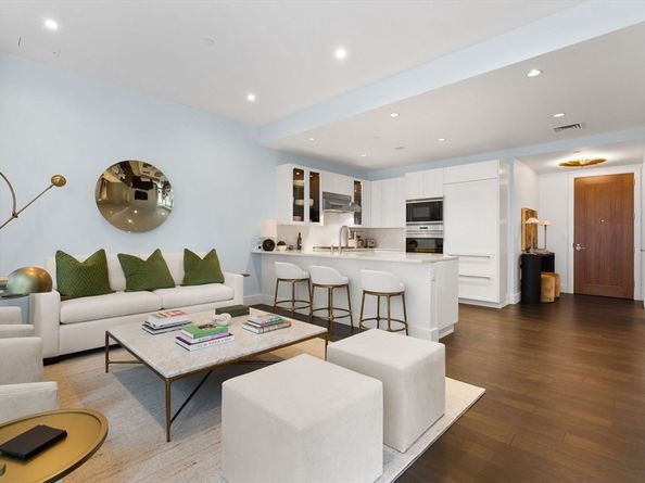 22 Liberty Dr 3J, Boston MA 02210
