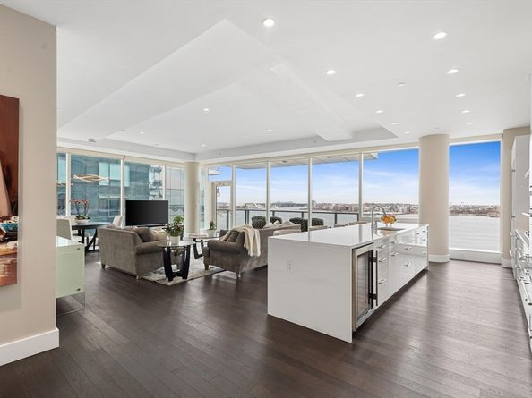 50 Liberty Dr 10K, Boston MA 02210