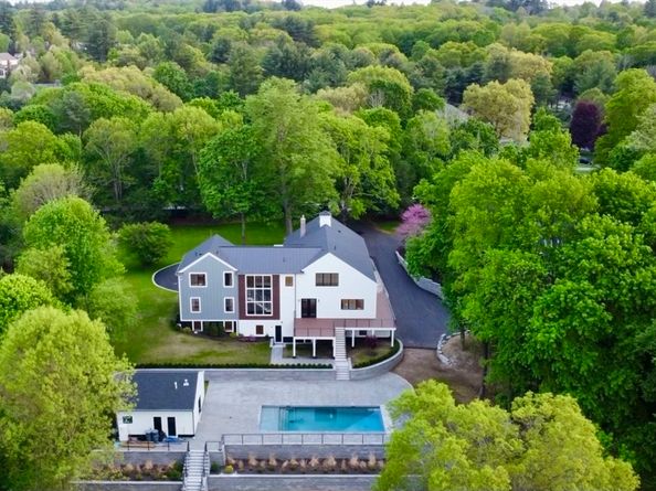 741 Boston Post Rd, Weston MA 02493