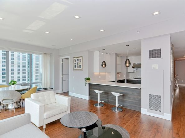 2 Avery St 20H, Boston MA 02111