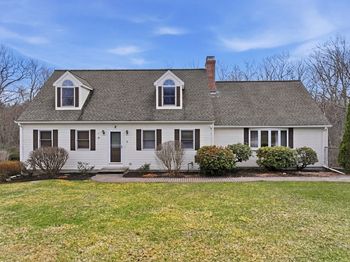 9 Knollwood Dr