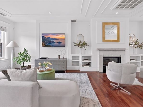 65 Rutland St PH3, Boston MA 02118