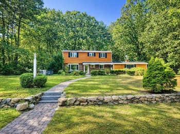 17 Brentwood Rd