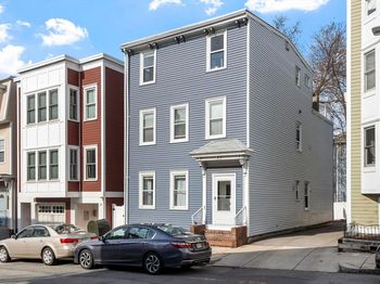 30 Woodward St