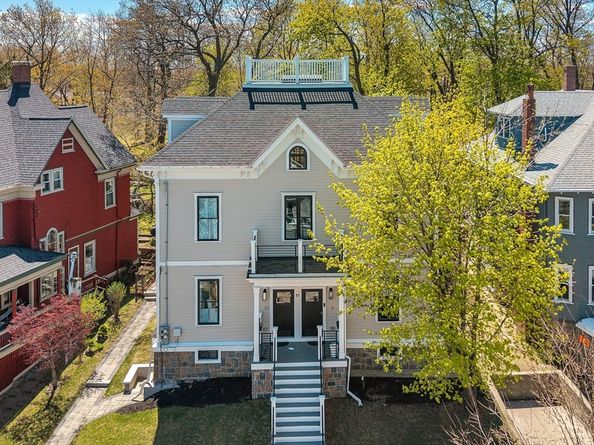 57 Grampian Way 2, Boston MA 02125