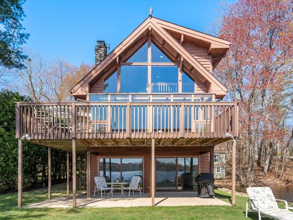 12 Stiles Ave, Spencer MA 01562
