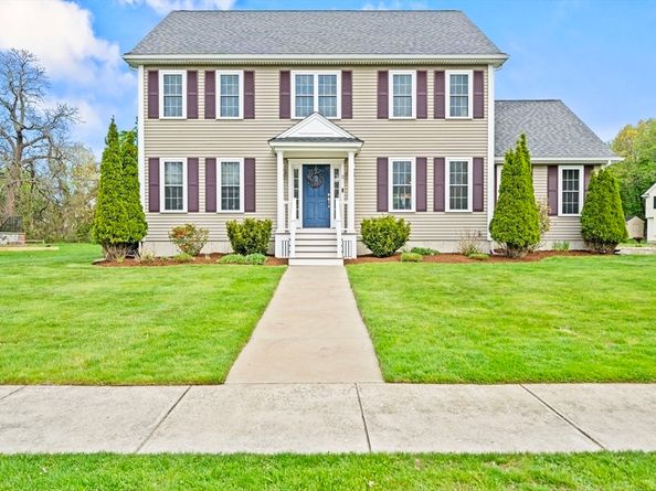 2 O'connor Lane, Woburn MA 01801