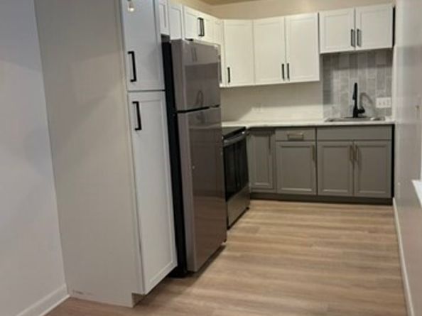 137 Winthrop St 12A, Framingham MA 01702