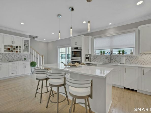 35 Terrace Place 1, Stamford CT 06902