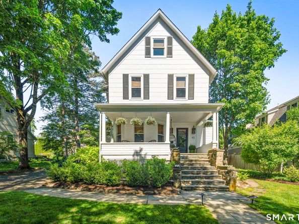 42 Hoyt Street, New Canaan CT 06840