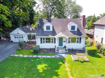 271 Soundview Avenue