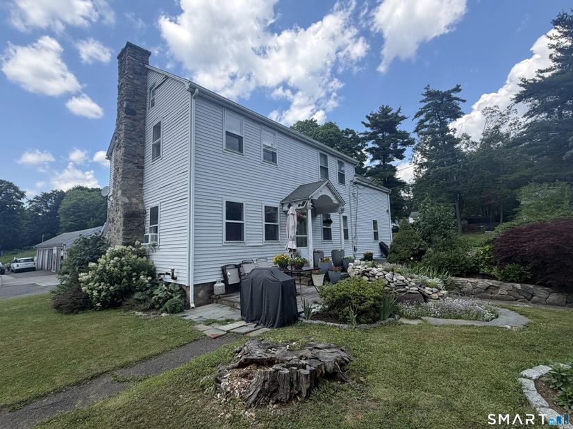 17 Erskine Road, Stamford CT 06903