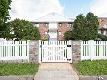 10 Arch Street