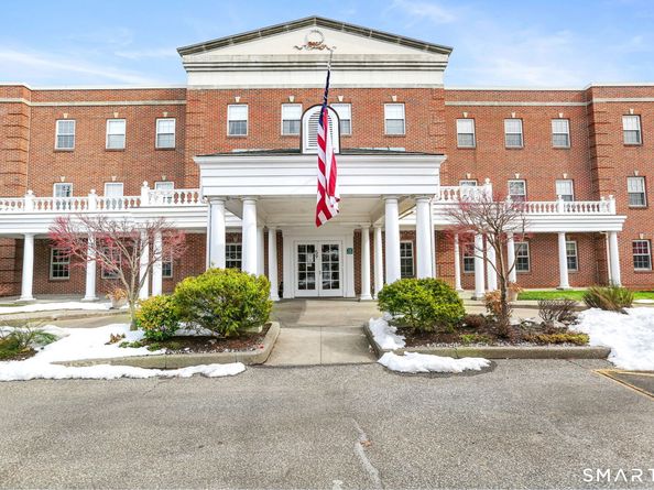 59 Courtland Avenue APT 2T, Stamford CT 06902