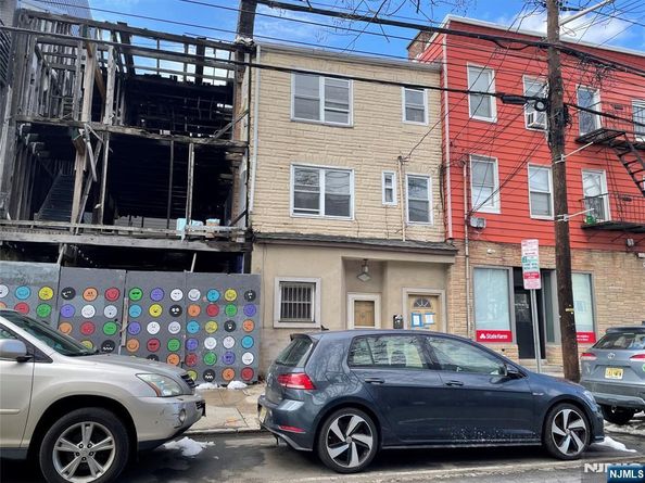 417 Monmouth Street, Jersey City NJ 07302